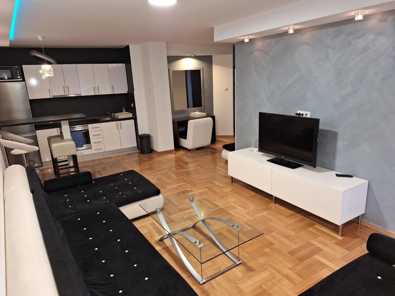 Luks Apartment 巴尼西卢卡 外观 照片