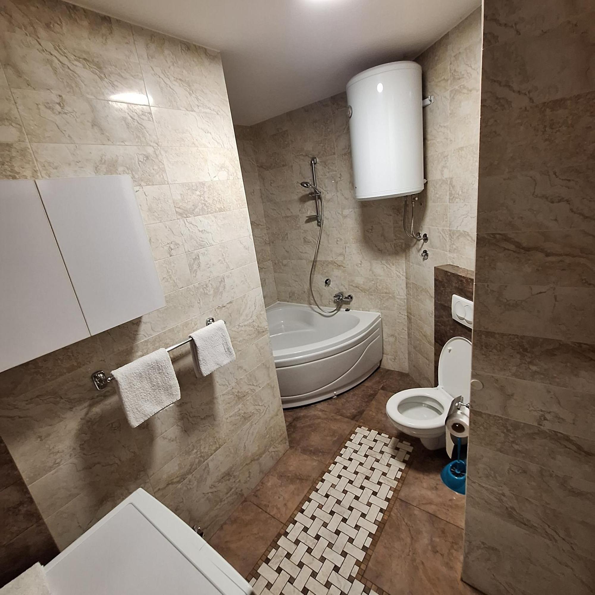Luks Apartment 巴尼西卢卡 外观 照片
