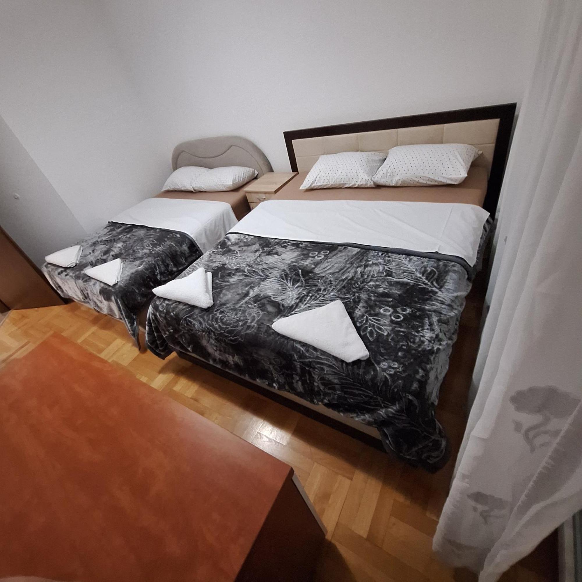 Luks Apartment 巴尼西卢卡 外观 照片